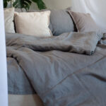 Белый, серый